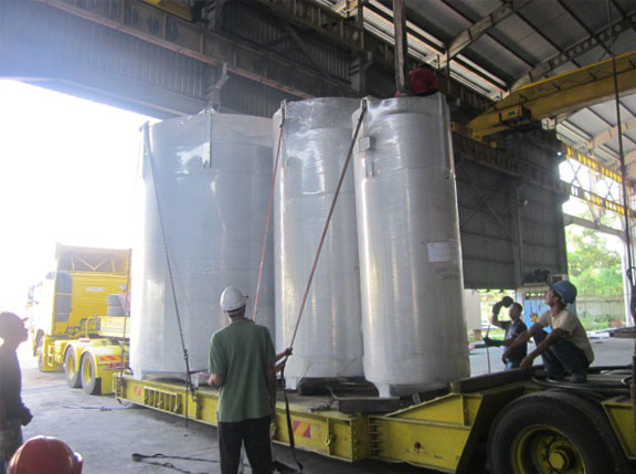 17a-Ohters-OOG-FLat-Racks-Air-Silencer-being-loaded-1